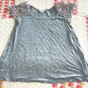 Small La Hearts Gray Short Sleeve Top